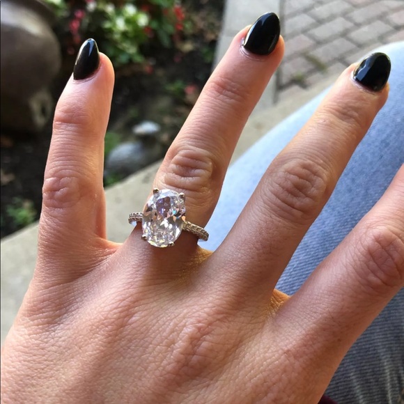 New Big Oval 925 Silver Elegant Diamond Ring - Picture 6 of 11